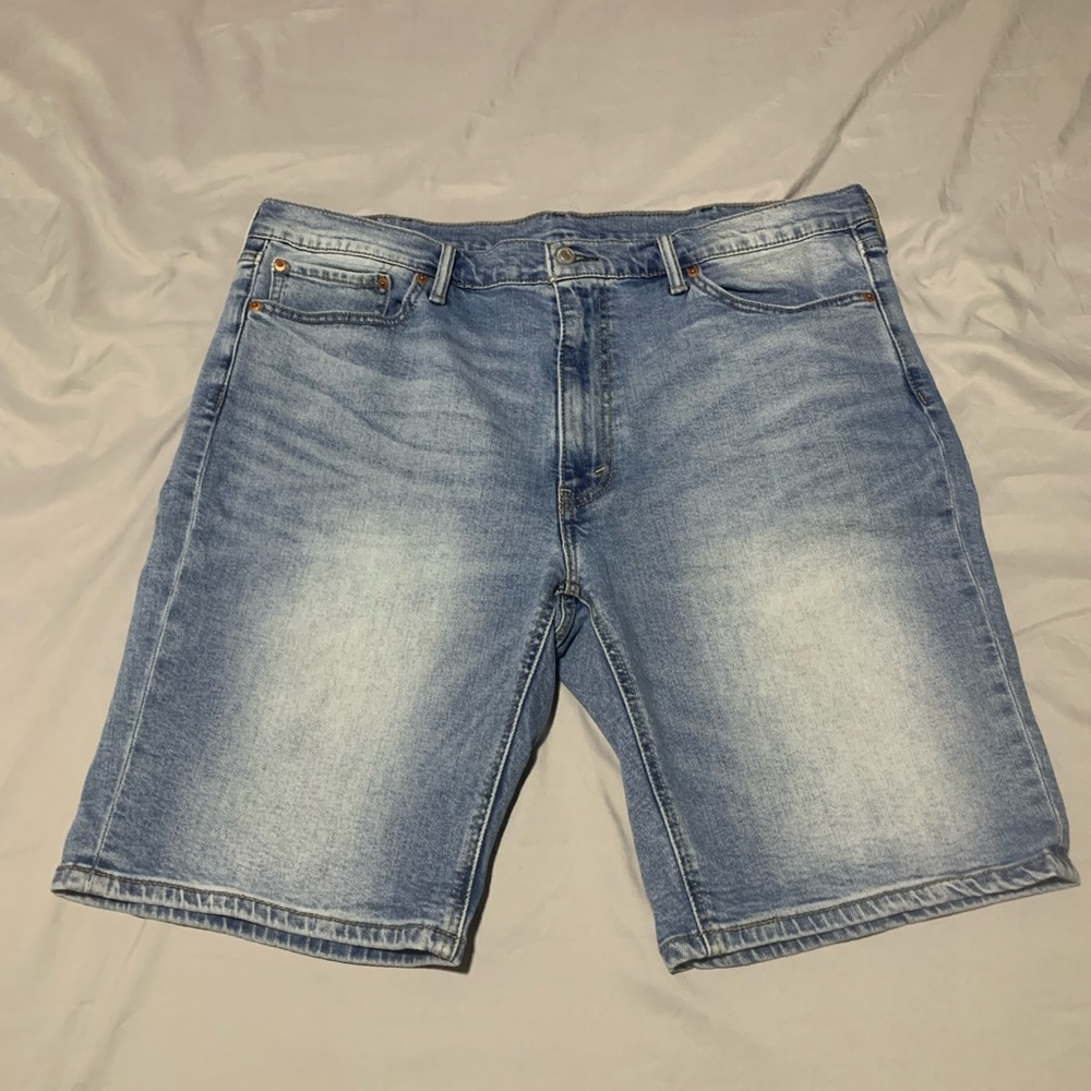 Levi jorts